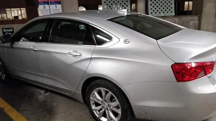 Avis Car Rental Picture 9