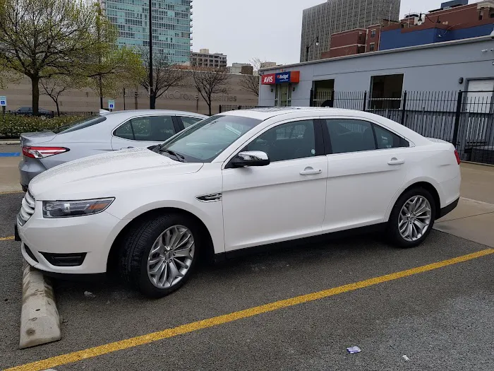Avis Car Rental Picture 3