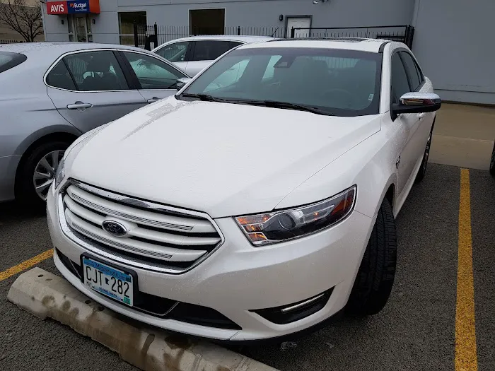 Avis Car Rental Picture 8