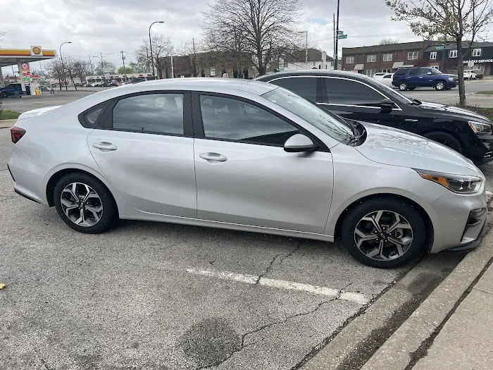 Hertz Car Rental - Chicago - Archer Heights Hle HLE Picture 8