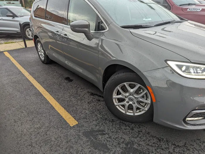 Enterprise Rent-A-Car Picture 4