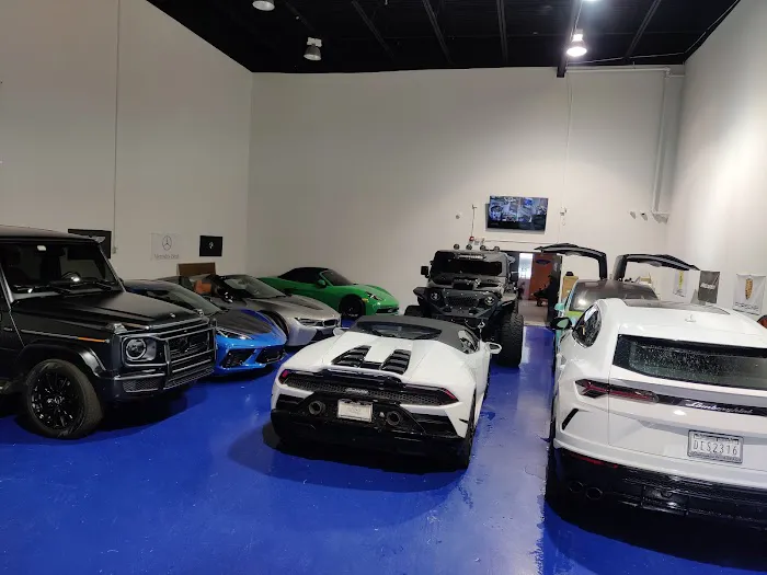 DDE Luxury & Exotic Car Rentals Picture 6