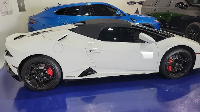 DDE Luxury & Exotic Car Rentals Picture 8