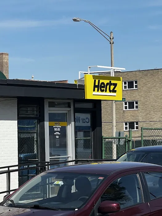 Hertz Car Rental - Oak Park - West Madison Street Picture 10