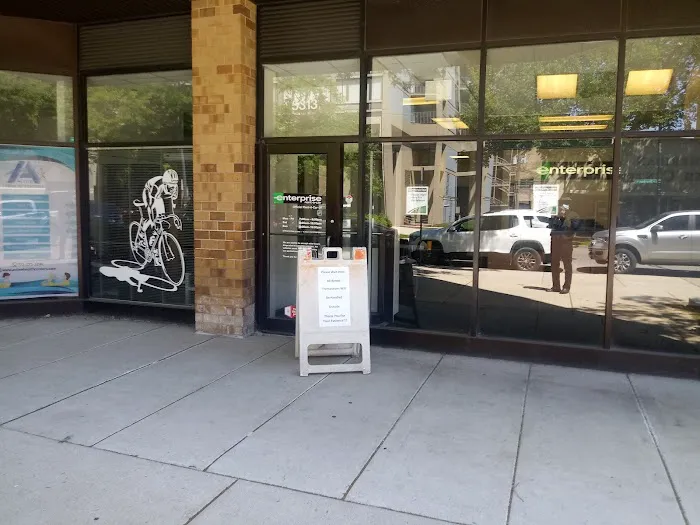 Enterprise Rent-A-Car Picture 6