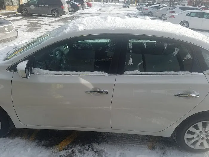 Hertz Car Rental Picture 7