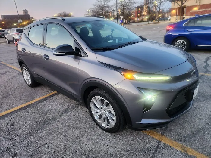 Avis Car Rental Picture 1