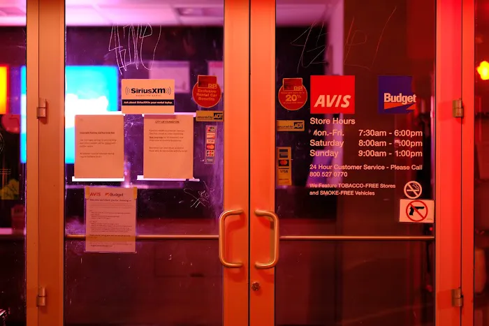 Avis Car Rental Picture 4