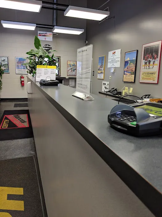 Hertz Car Rental - Highland - Indianapolis Boulevard Picture 2