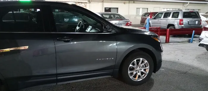 Hertz Car Rental - Highland - Indianapolis Boulevard Picture 7