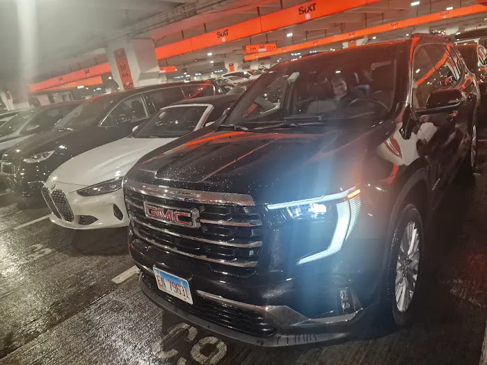SIXT Car Rental Chicago Airport Picture 9