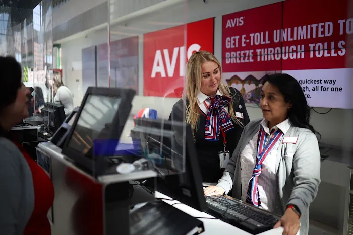 Avis Car Rental Picture 3