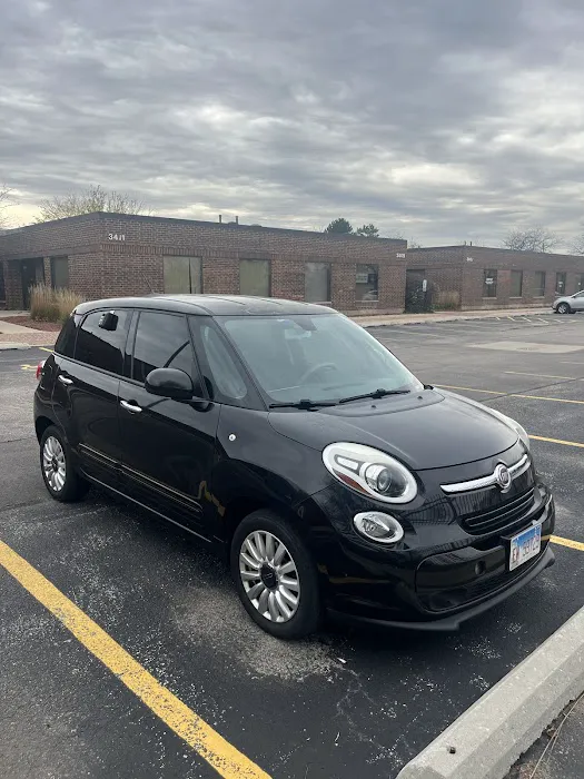 Windy Whipz Car Rental Picture 3