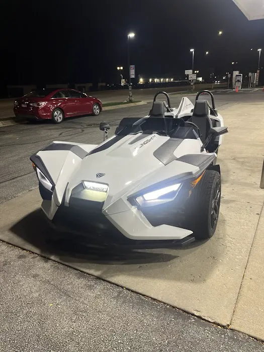 Windy Whipz Car Rental Picture 4