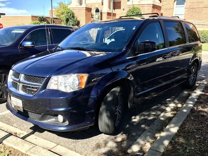 Enterprise Rent-A-Car Picture 6