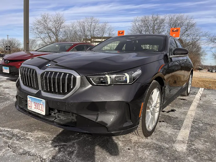 SIXT Rent a Car Naperville Mariott Picture 9