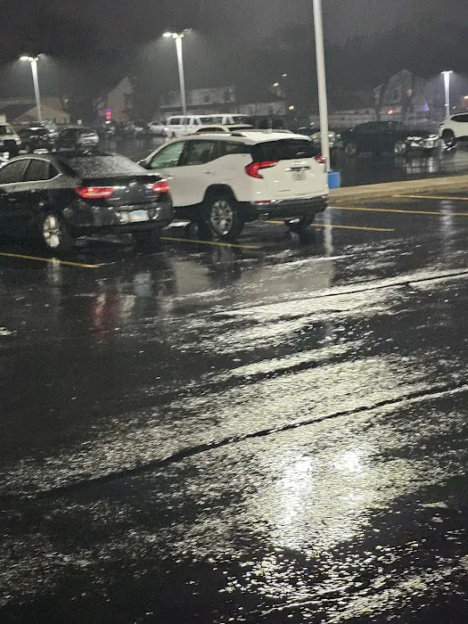Hertz Car Rental - Glendale Heights - East North Avenue Hle Picture 5