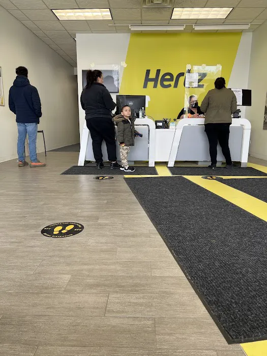 Hertz Car Rental - Hoffman Estates - W Golf Road Picture 2