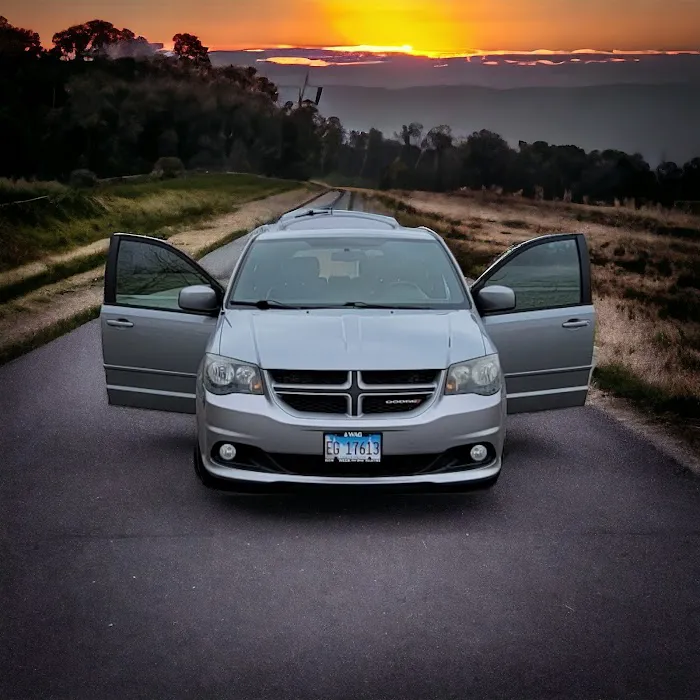 papa bear car rental Picture 2