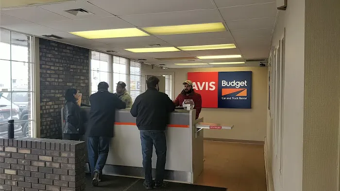 Avis Car Rental Picture 2