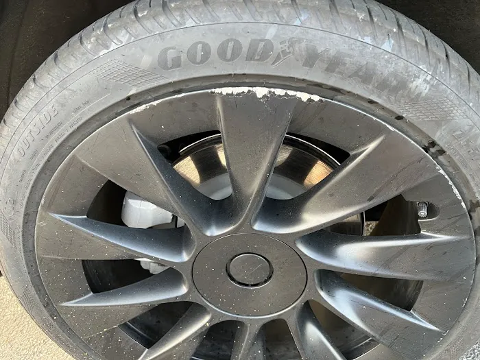 Avis Car Rental Picture 8