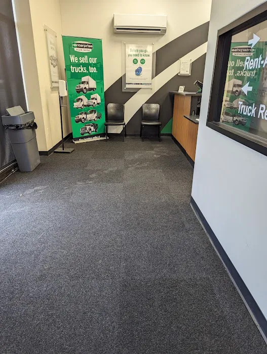 Enterprise Rent-A-Car Picture 2