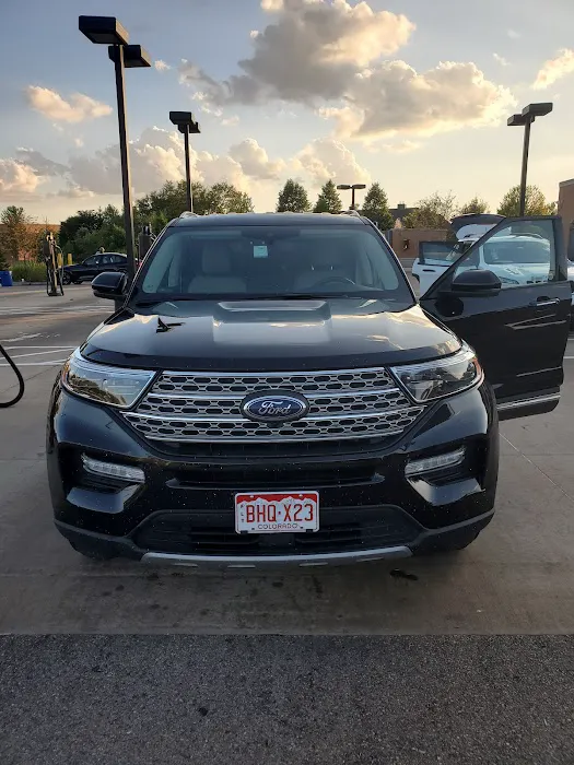 Avis Car Rental Picture 1