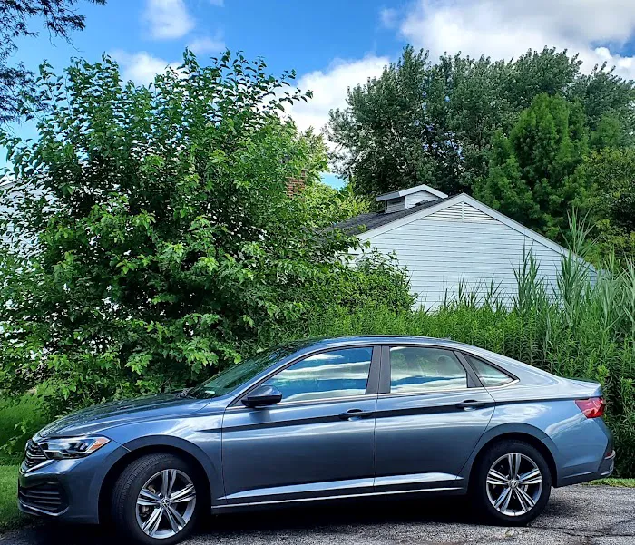 Enterprise Rent-A-Car Picture 2
