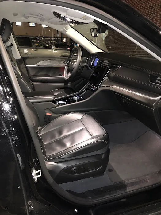 Avis Car Rental Picture 9