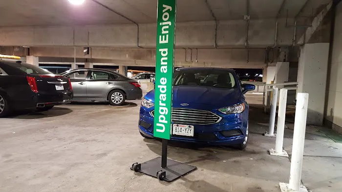 Enterprise Rent-A-Car Picture 8