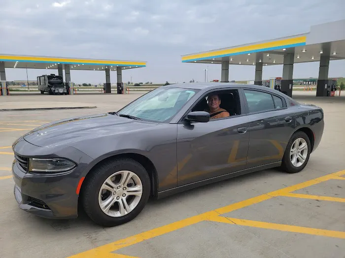 Avis Car Rental Picture 1