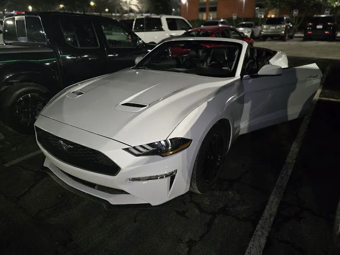 Enterprise Rent-A-Car Picture 1