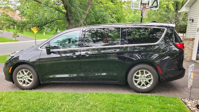 Enterprise Rent-A-Car Picture 1