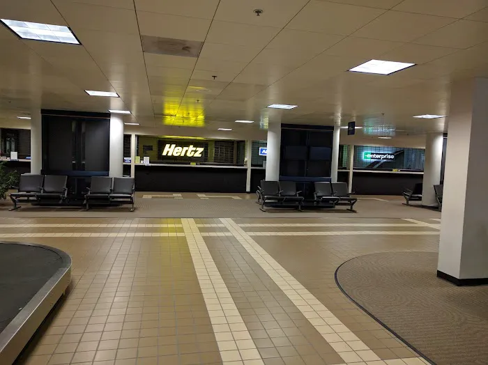 Hertz Car Rental - Appleton International Airport Picture 2