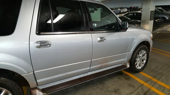 Enterprise Rent-A-Car Picture 9