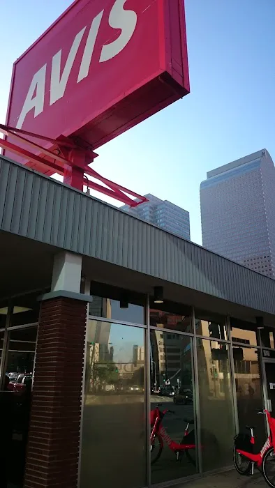 Avis Car Rental Picture 2