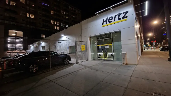 Hertz Car Rental - Denver - Welton Street Picture 3