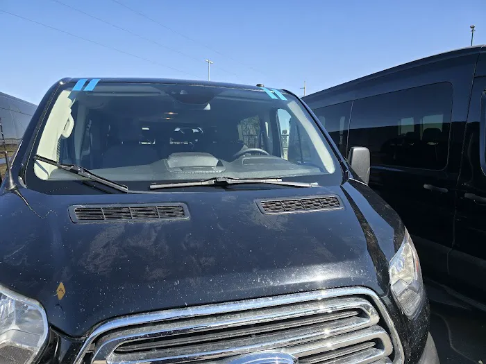 Bandago Van Rental Picture 10