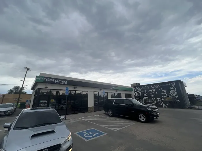 Enterprise Rent-A-Car Picture 7