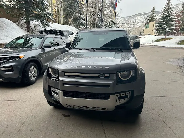 Van SUV Car Rental Denver Airport Picture 6