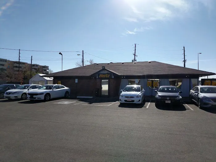 Hertz Car Rental - Aurora - S Havana Street Picture 8