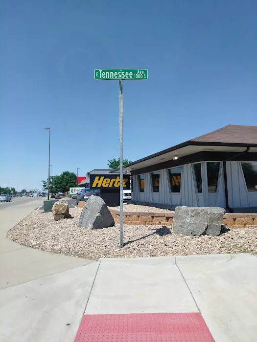 Hertz Car Rental - Aurora - S Havana Street Picture 7