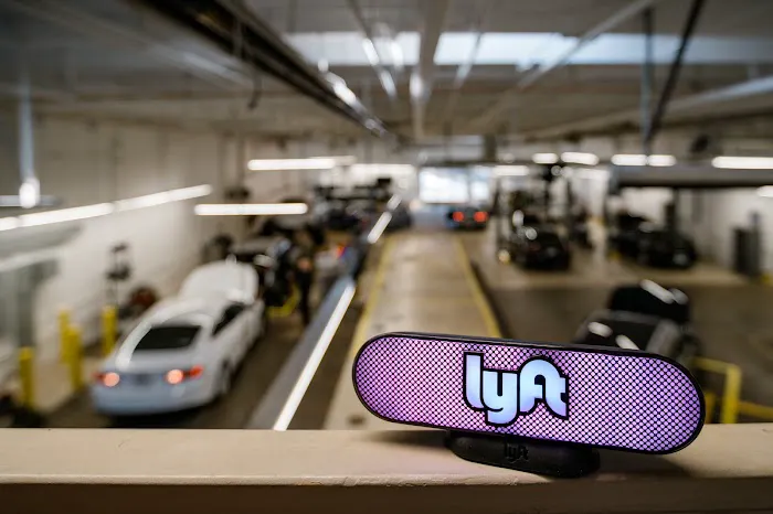 Lyft - FlexDrive Picture 8
