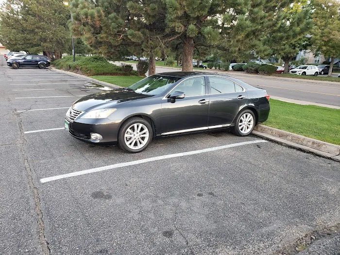 Dasher Dave's Car Rental Picture 3