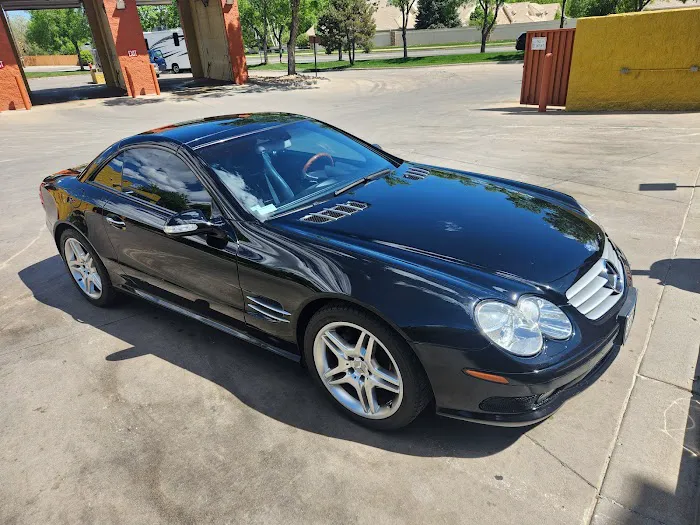Dasher Dave's Car Rental Picture 4