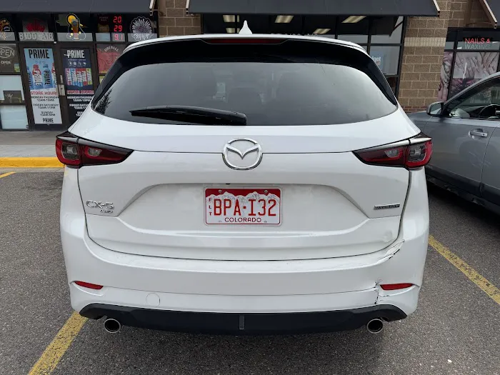 Avis Car Rental Picture 2