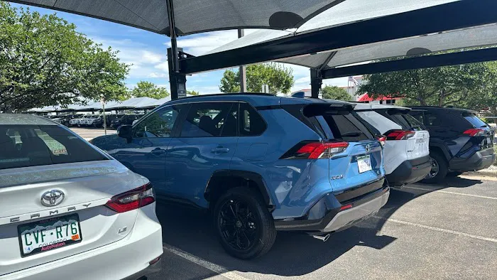 Rent a Toyota Arapahoe Picture 4
