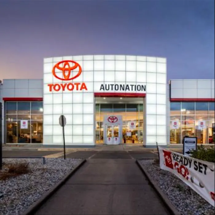 Rent a Toyota Arapahoe Picture 5