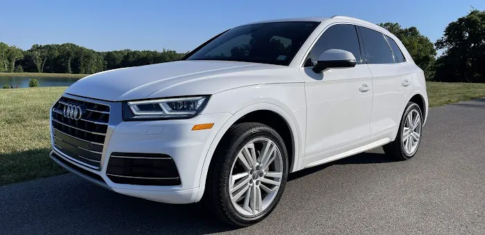 5-Star Rides hosted on Turo Picture 2