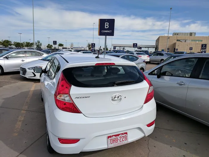 Dollar Car Rental - Denver International Airport Picture 10